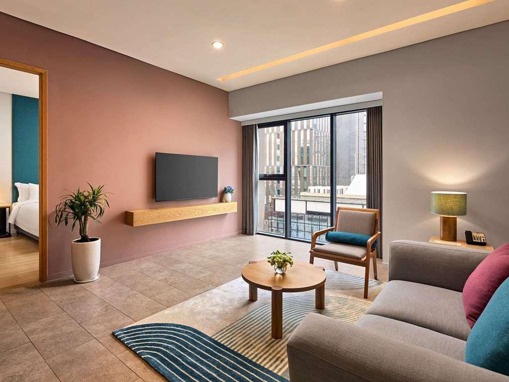 Novotel Living Saigon South * Cidade de Ho Chi Minh